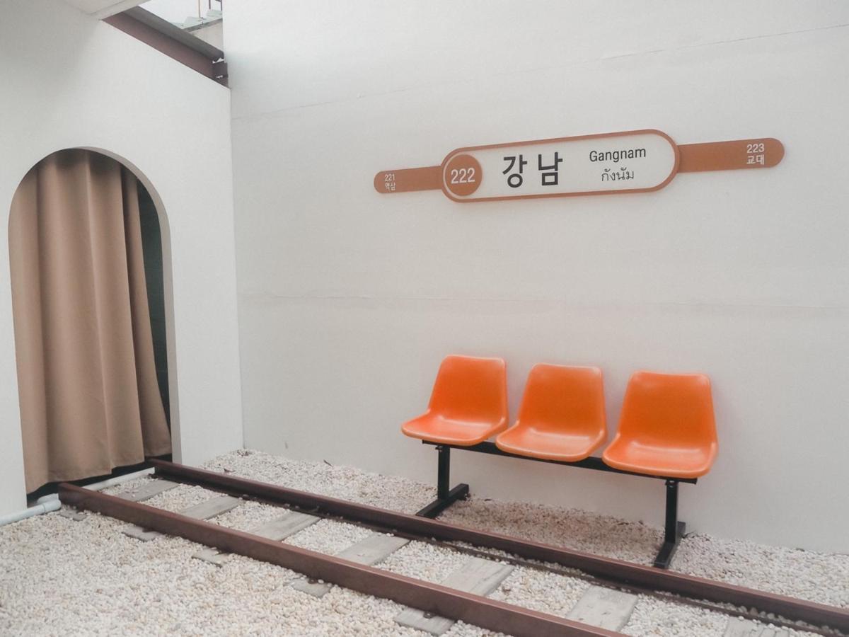 Baan Weekday Private 02 Hotel Chiang Mai Buitenkant foto